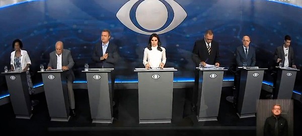 TV Bandeirantes reuniu Célia Sacramento (Rede), João Santana (MDB), Rui Costa (PT), João Henrique (PRTB), José Ronaldo (DEM) e Marcos Mendes (PSOL) Foto: Reprodução/TV Band Bahia TV Bandeirantes reuniu Célia Sacramento (Rede), João Santana (MDB), Rui Costa (PT), João Henrique (PRTB), José Ronaldo (DEM) e Marcos Mendes (PSOL) Foto: Reprodução/TV Band Bahia